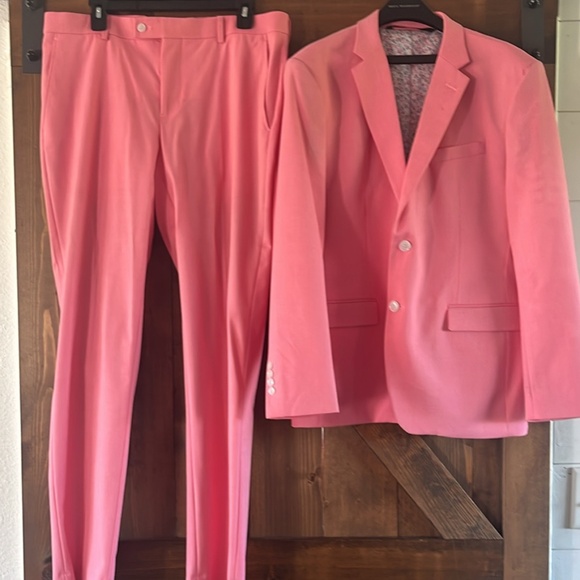 Men’s pink suit - Picture 1 of 6